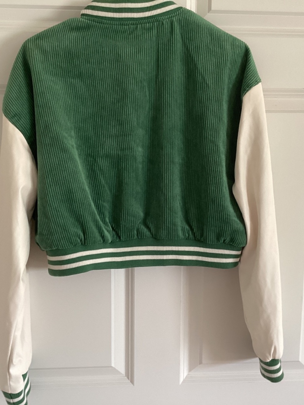 Love Tree Corduroy Crop Jacket NWOT size L - Picture 5 of 10